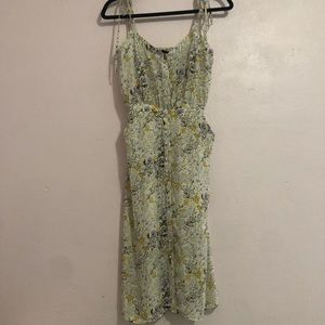 BEAUTIFUL FLORAL DRESS